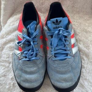 adidas Men’s Light Blue & Red Suede Retro Sneakers